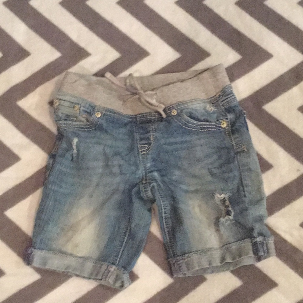 Girls distressed justice shorts
